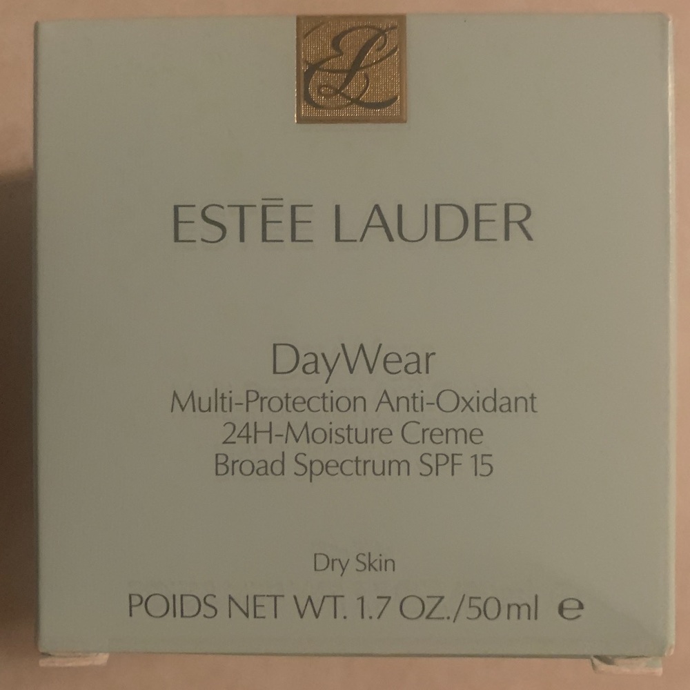 Daywear moisturizer SPF 15